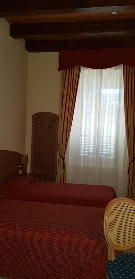 נוברה Hotel La Cupola מראה חיצוני תמונה